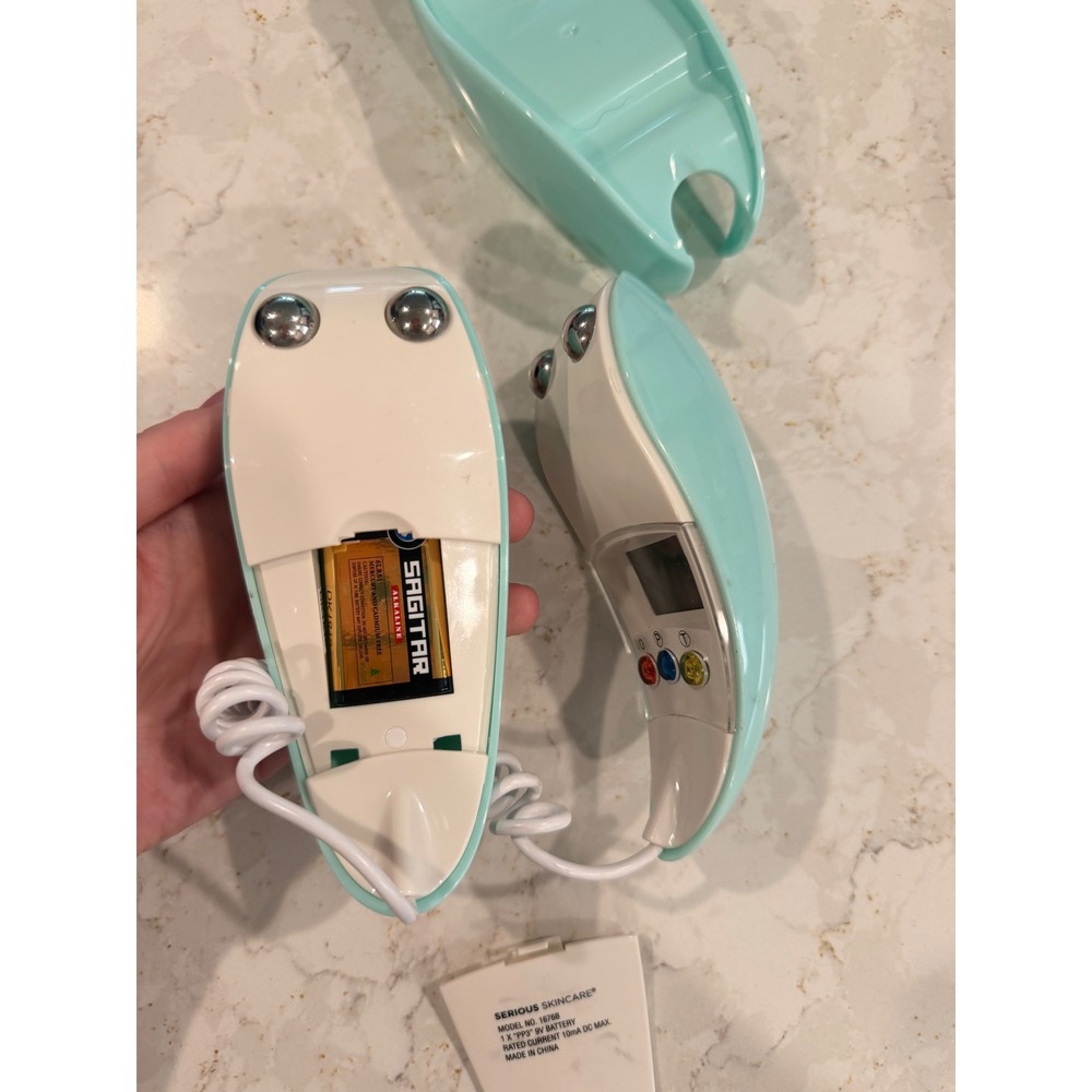 Serious Skincare Facial Toning System Model 1676B Teal Microcurrent Device Case - Picture 7 of 7